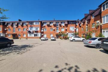 3-к квартира, 101 м², 2/3 эт.